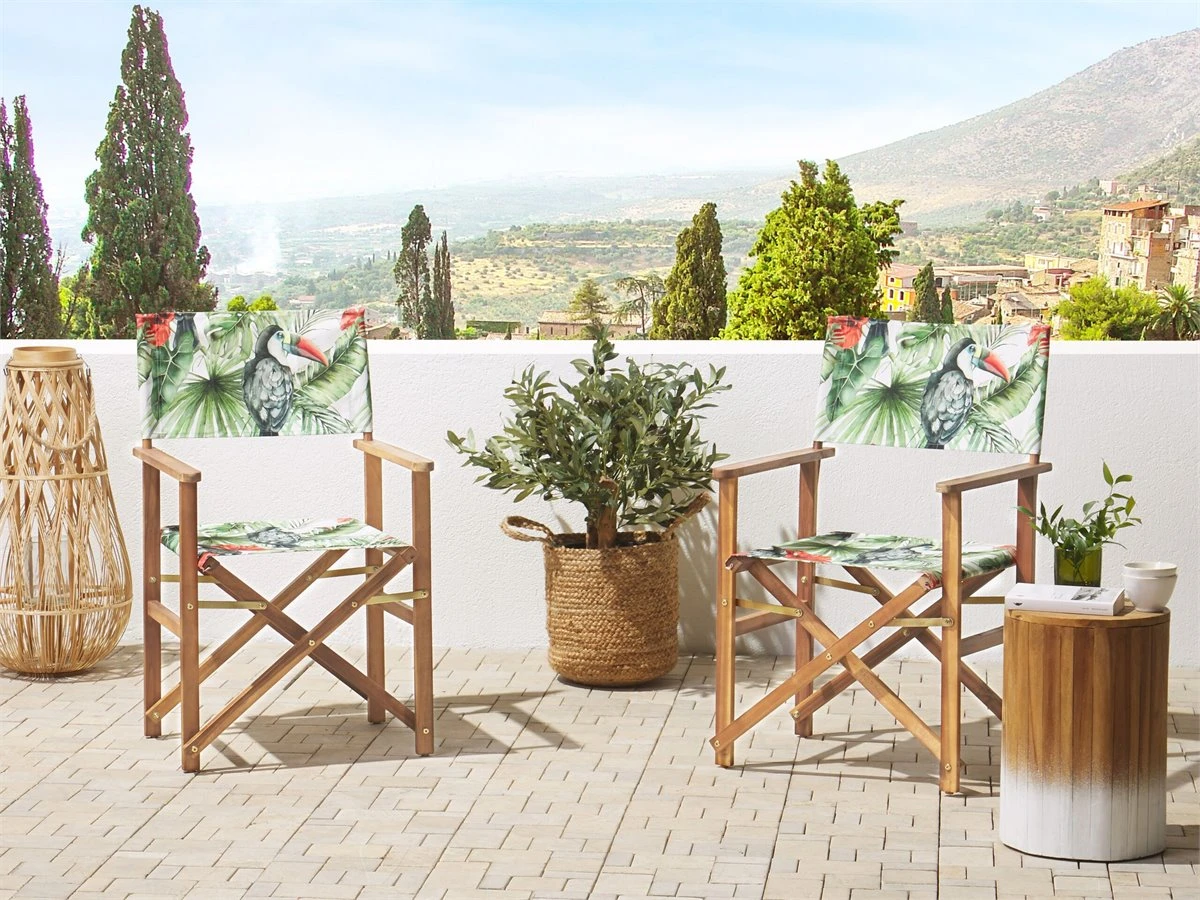 Conjunto De 2 Sillas De Jardín Madera Clara/blanco Crema Con Tela Verde/blanco/rojo CINE 1 Conjunto De 2 Sillas De Jardín Madera Clara/blanco Crema Con Tela Verde/blanco/rojo CINE